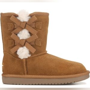 Size 1 - Koolaburra By UGG Kids' Victoria Short Boot